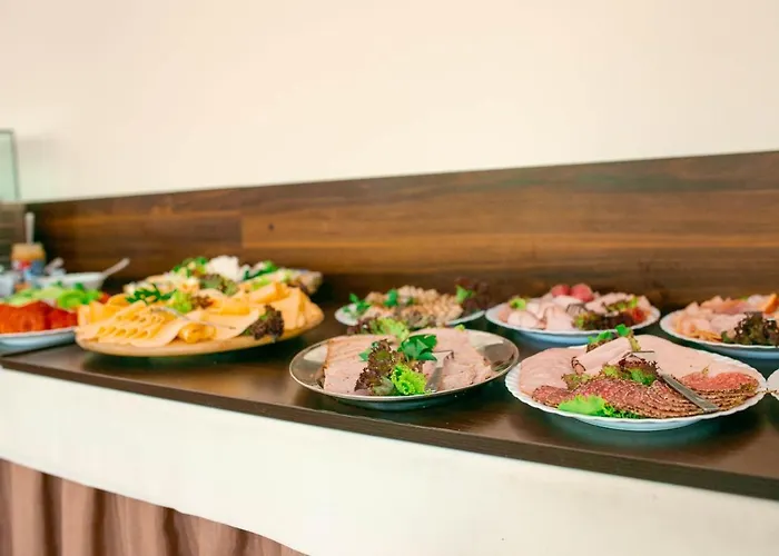 Ow Mikomania 哈日科维